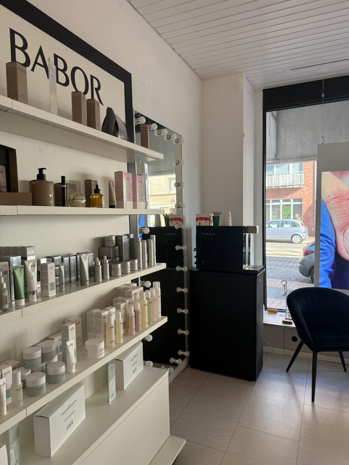BABOR Kosmetikprodukte im PROFINAILS Studio Hannover